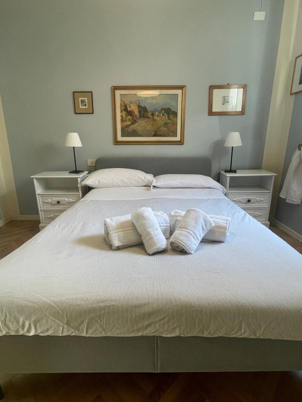 Estateguard Group - Prestige Rooms Lucca City Center Bagian luar foto